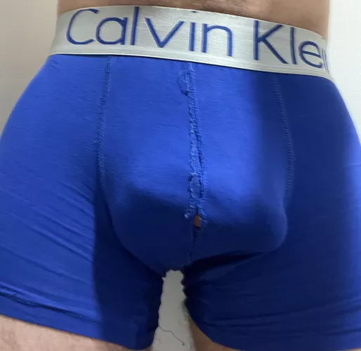 Bulge so big it’s splitting my trunks (22yo)