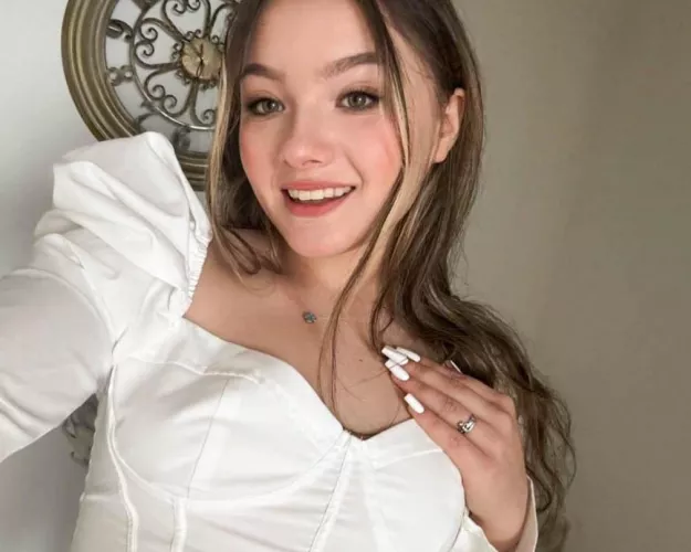 Do I look classy in this outfit?