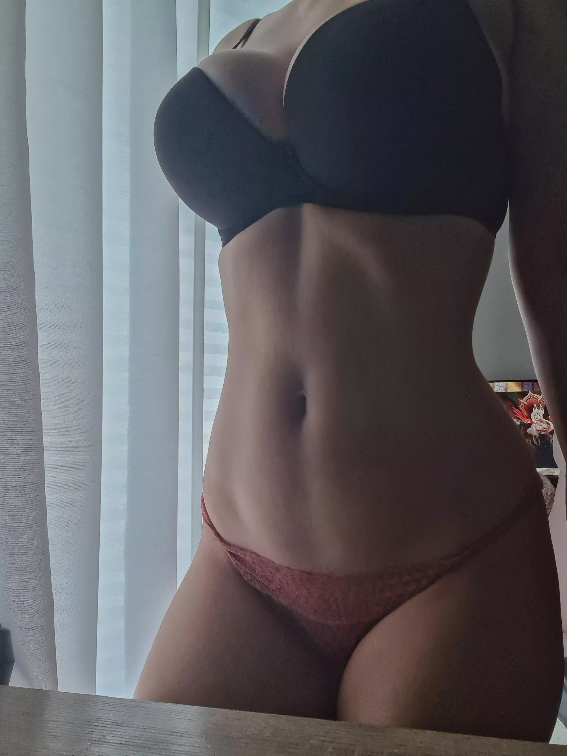 Felt sexy after stomping enemy team in League.
