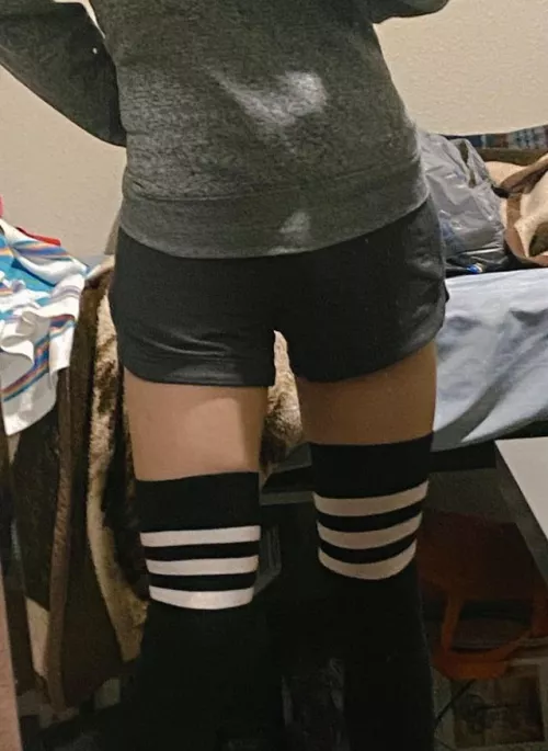 Gaming fit since I felt a little cute :3