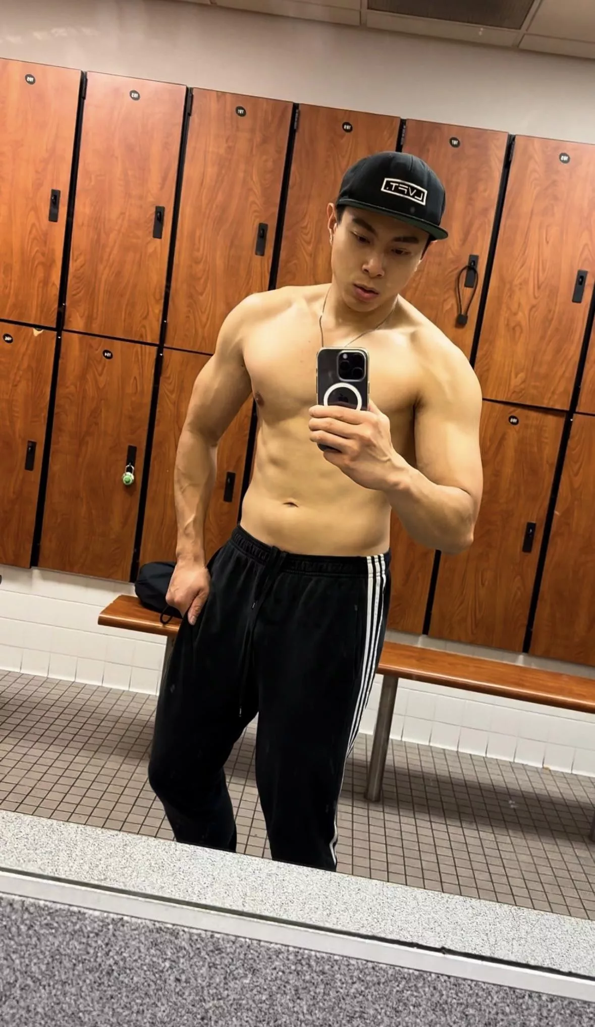 happy Sunday. Post workout pic😘