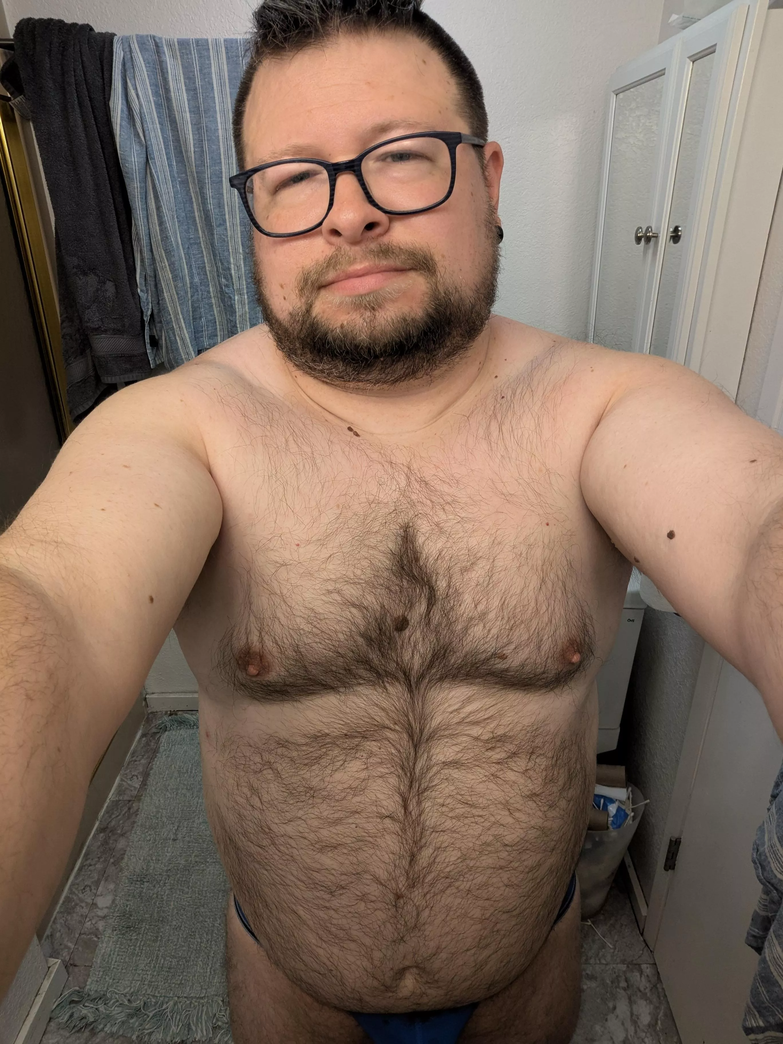 Hey There, Cuties😏