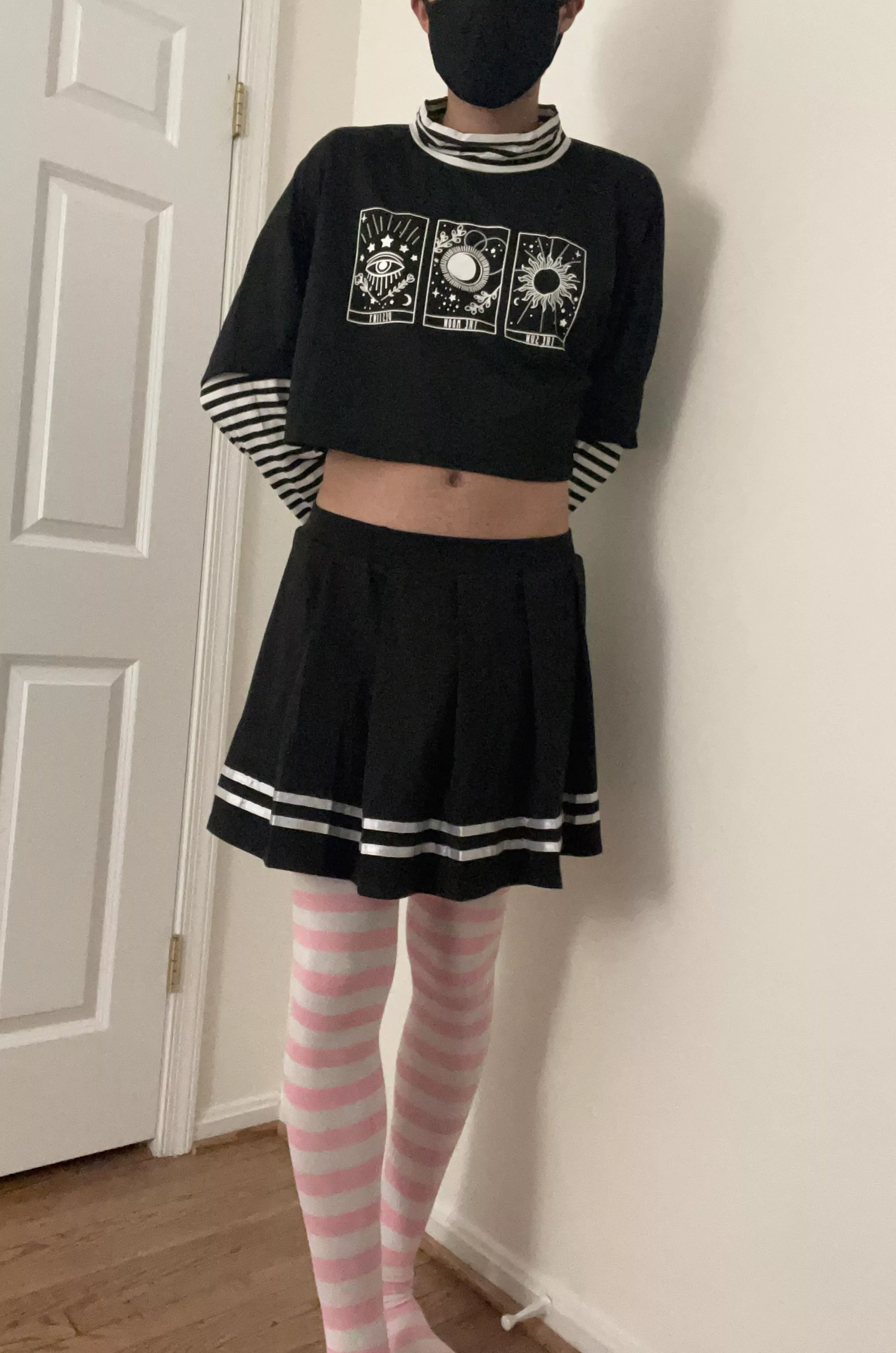 how’s my fit? :3💗