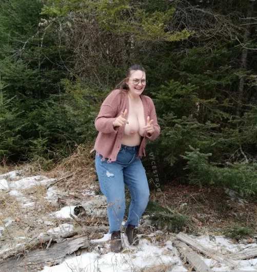 I'm that weird naked girl you might come across in the woods