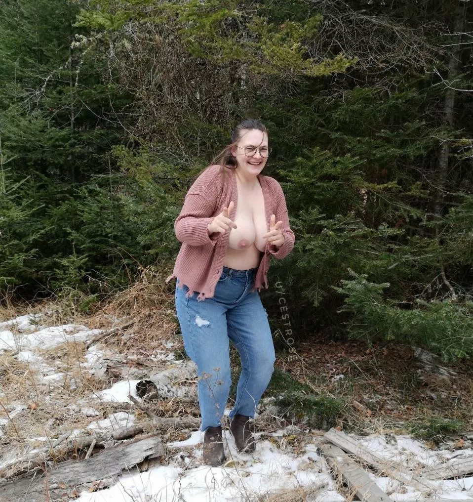 I'm that weird naked girl you might come across in the woods