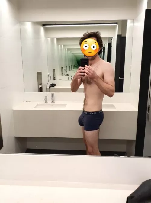 Me and my skinny legs (29)