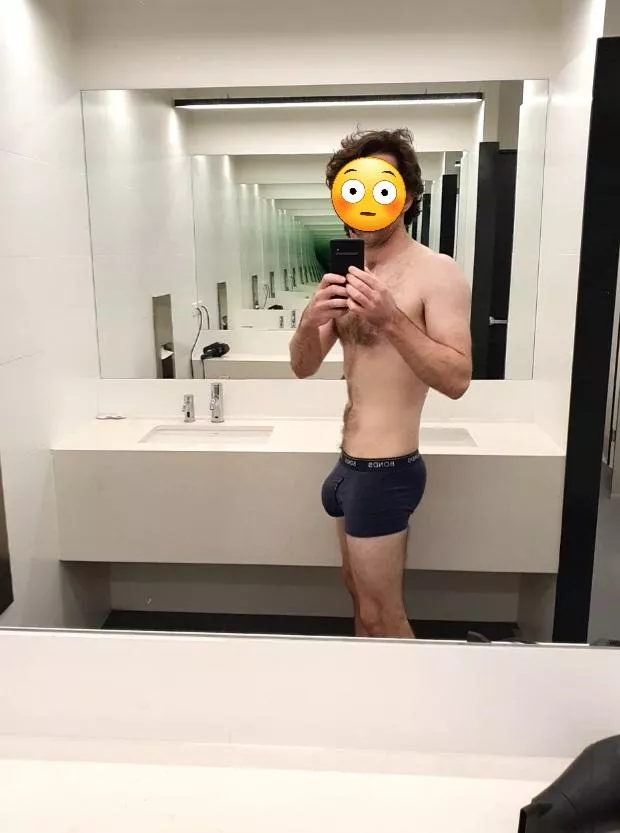 Me and my skinny legs (29)