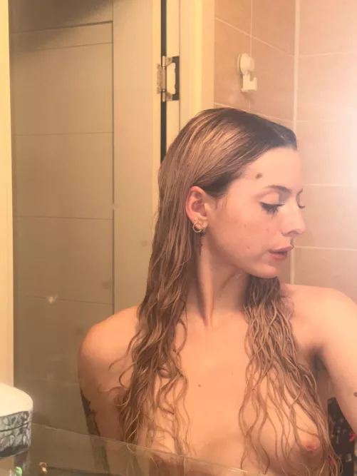 My long hair wants you to keep it in your hands