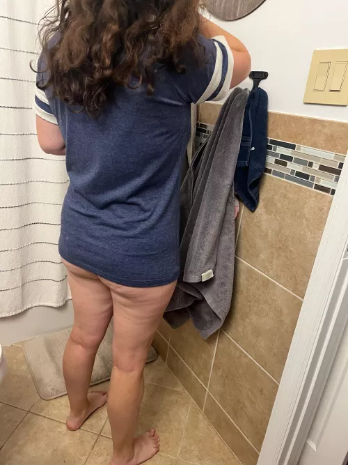 Real mom rocking my real life  pajamas 