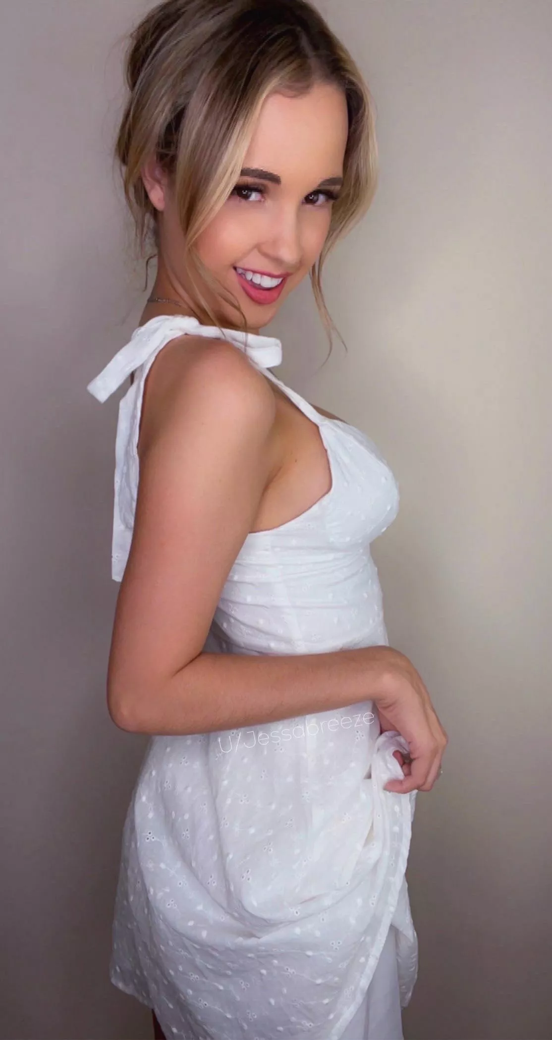 The Smile makes the Dress 😉