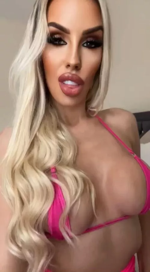 this bimbo is begging for your attention