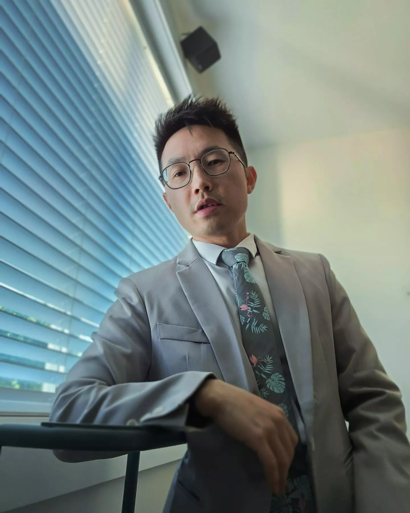 Would you date me if I wear this?