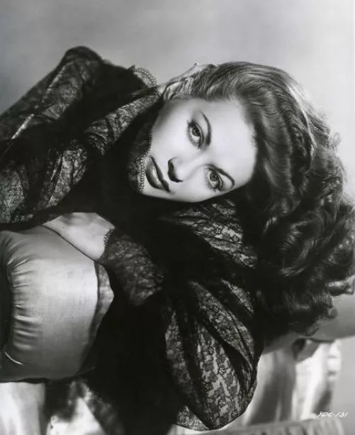 Yvonne de Carlo (1940s)