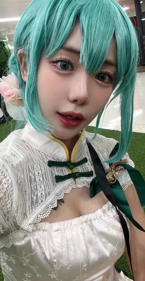 All natural but should I make them bigger? 👇🏻
 