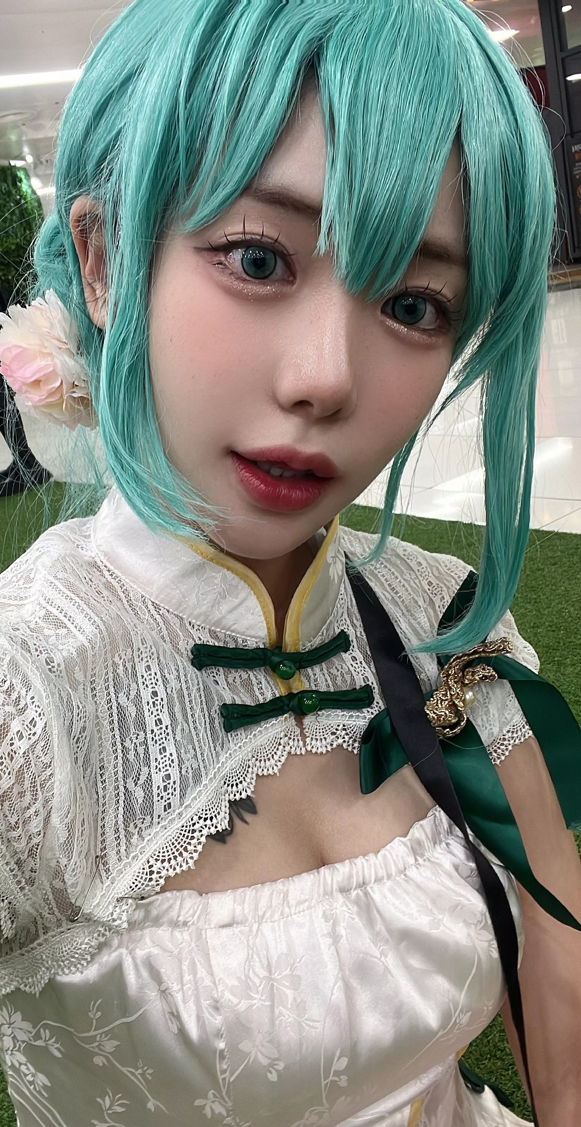 All natural but should I make them bigger? 👇🏻
 