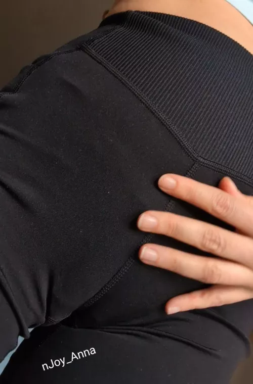 Being licked over leggings feels so hot 