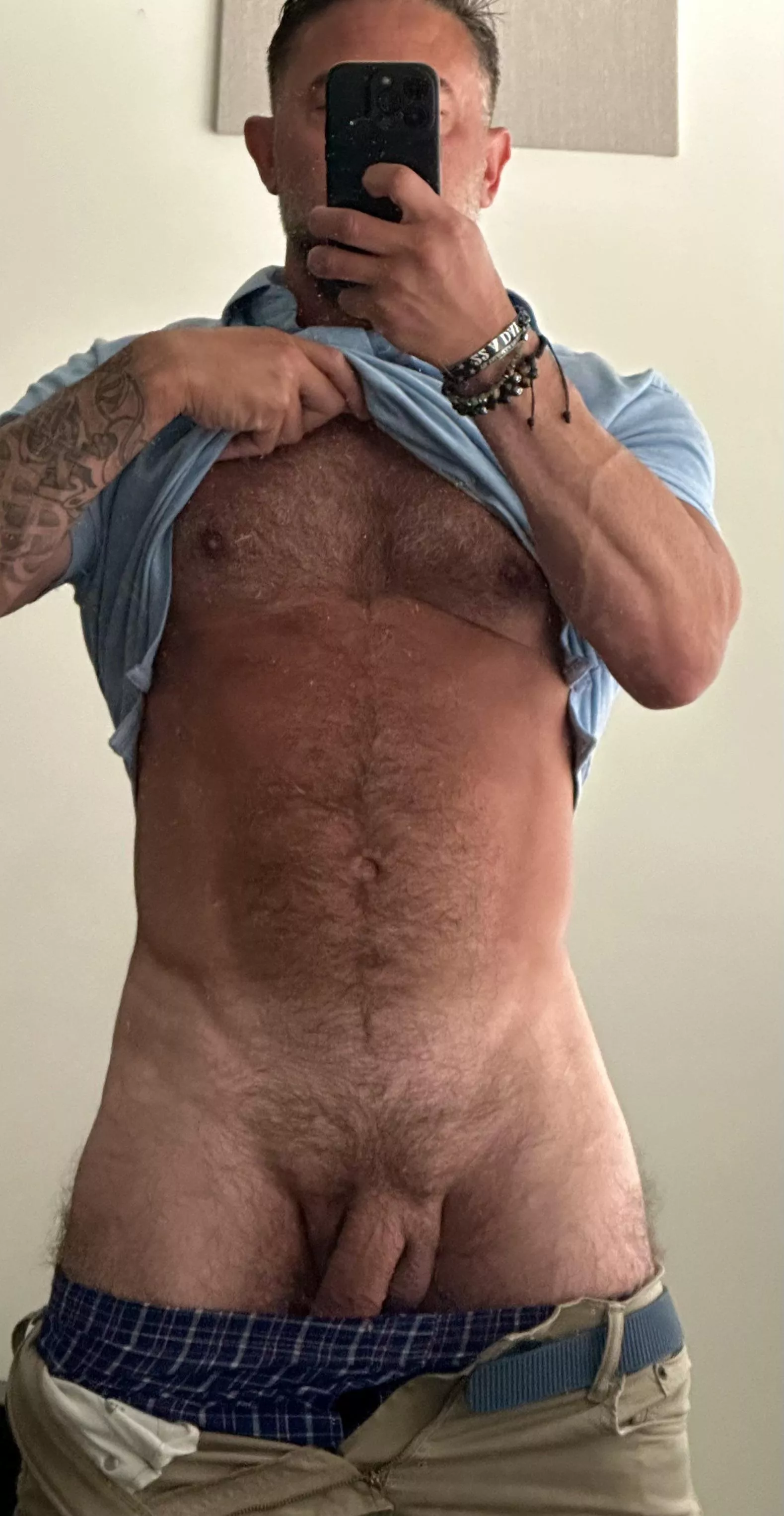 Can you keep it a secret if you get fucked by your (47) yr old Manager?