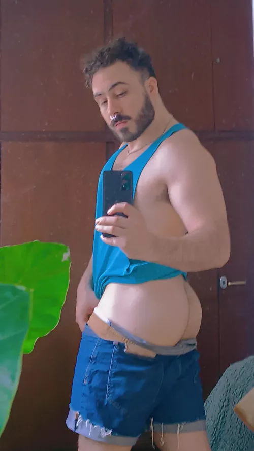 cant wait to the summer to show off my ass all day