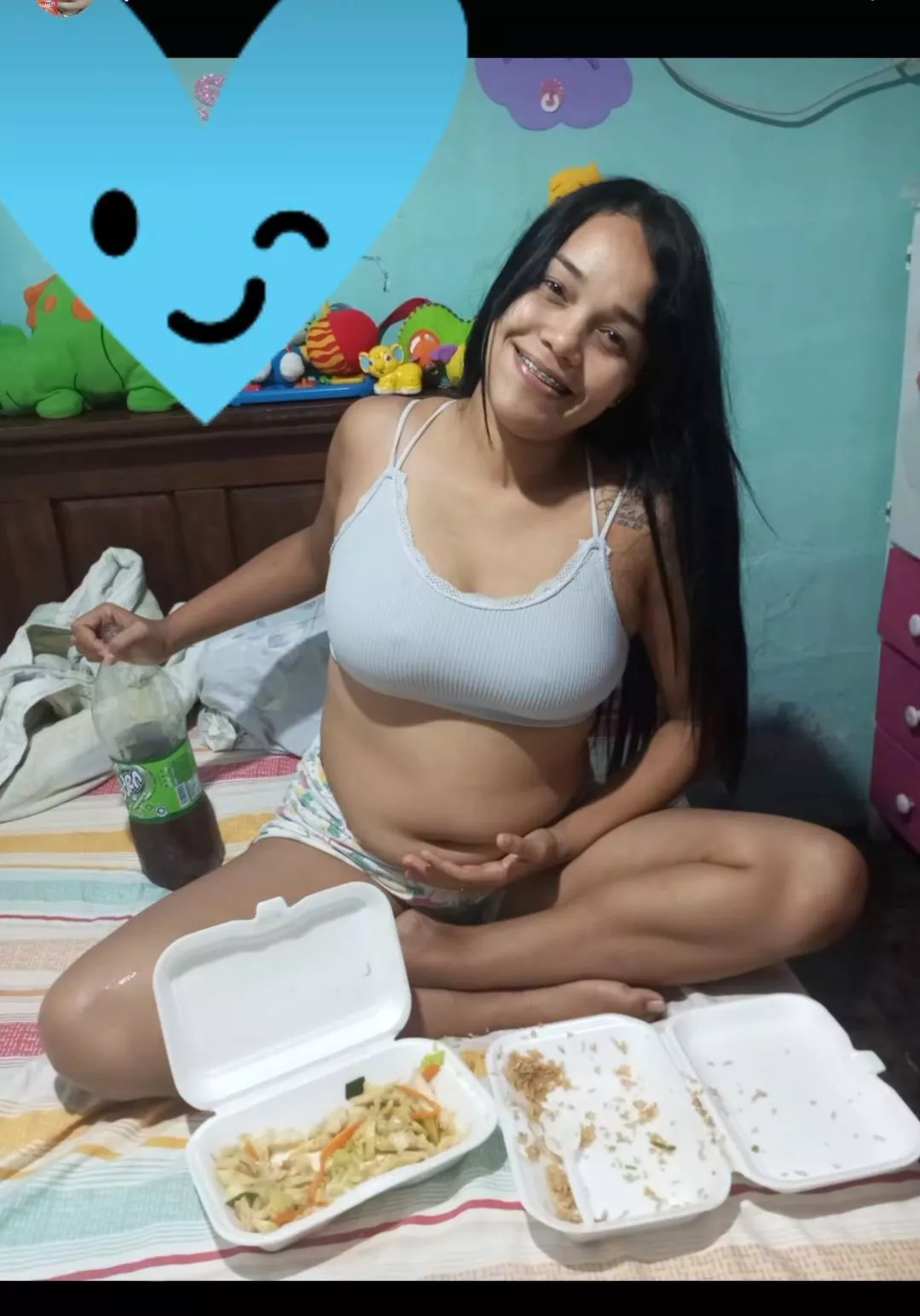 Eating delicious food to gain weight. I love how full I look, my belly wants to explode. 