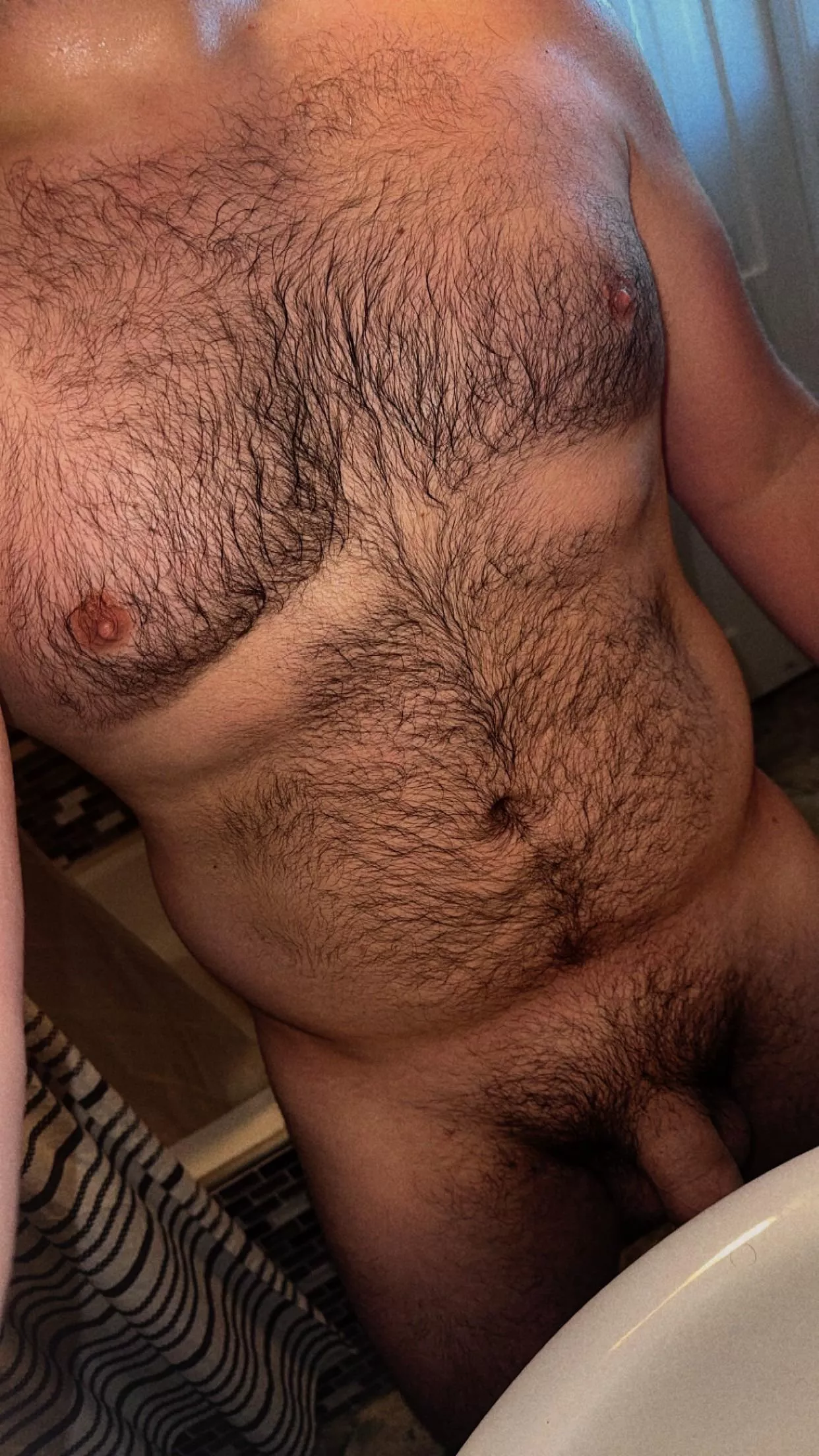 Help me cool off after mowing the lawn