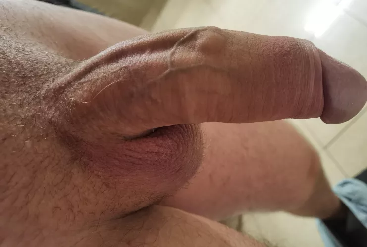 My girlfriend complains it won't fit