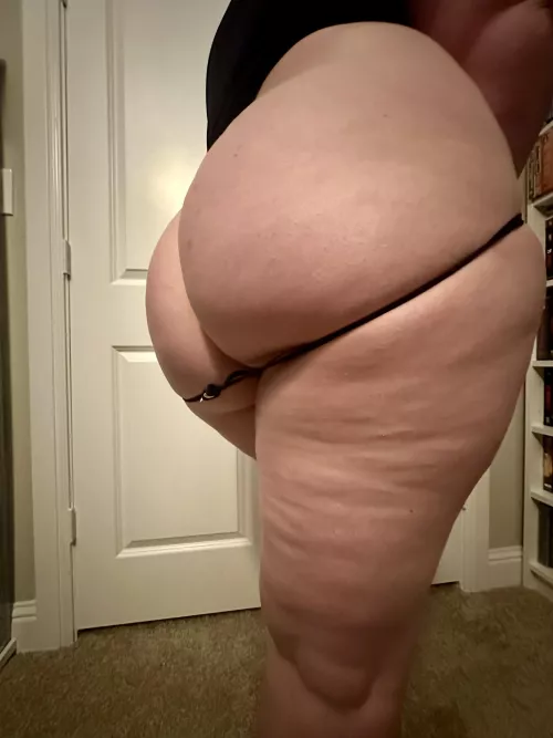 Thick teacher mom ass