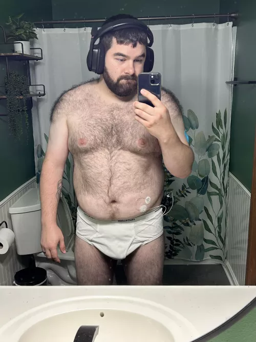 Tighty whitey Tuesday ✌️