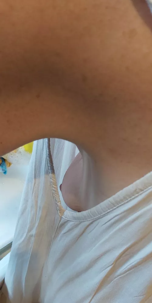 Washing up can provide a convenient side view to onlookers 