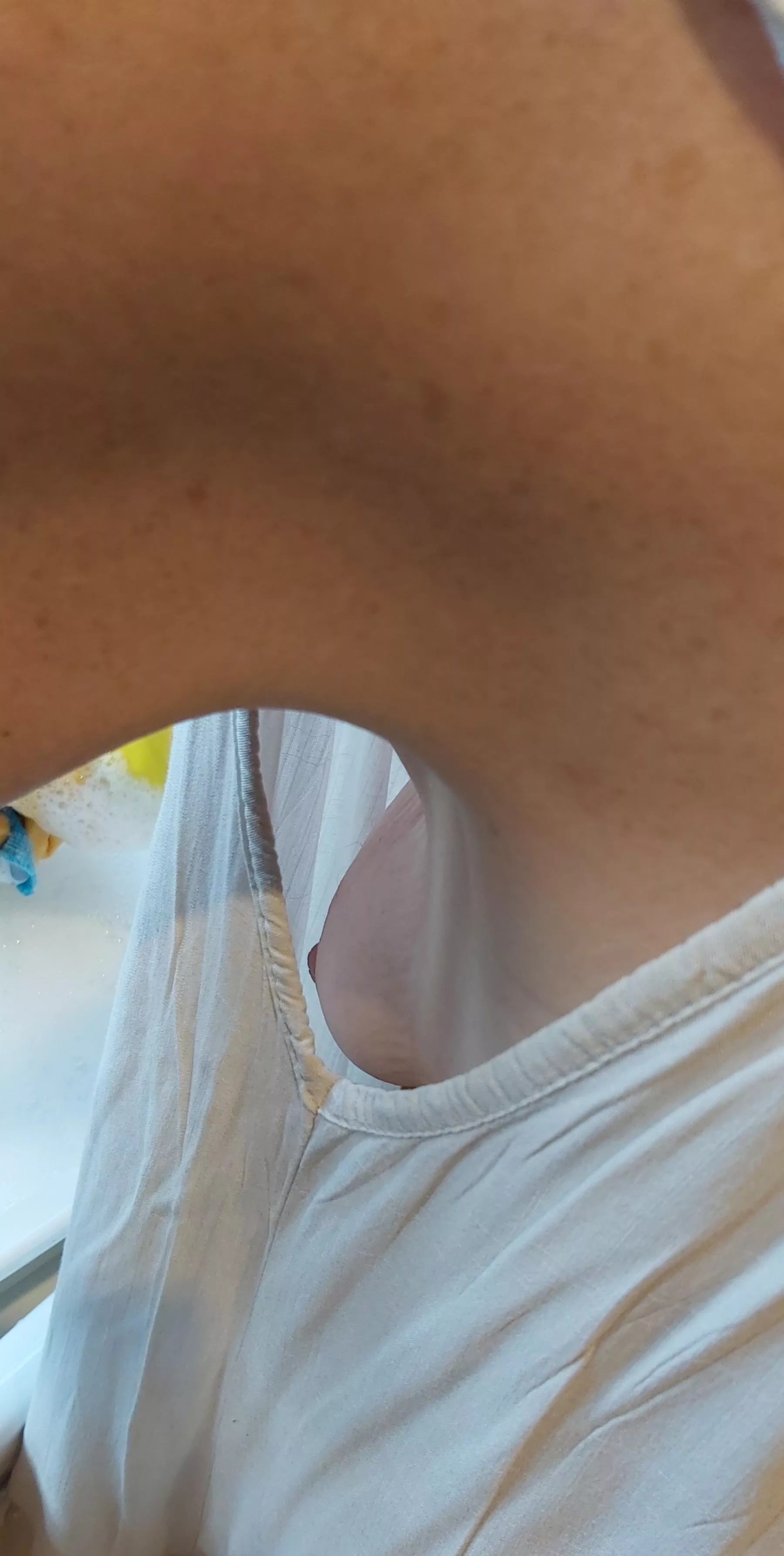 Washing up can provide a convenient side view to onlookers 