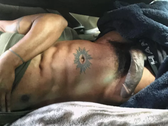 25 travelandthink m4fm