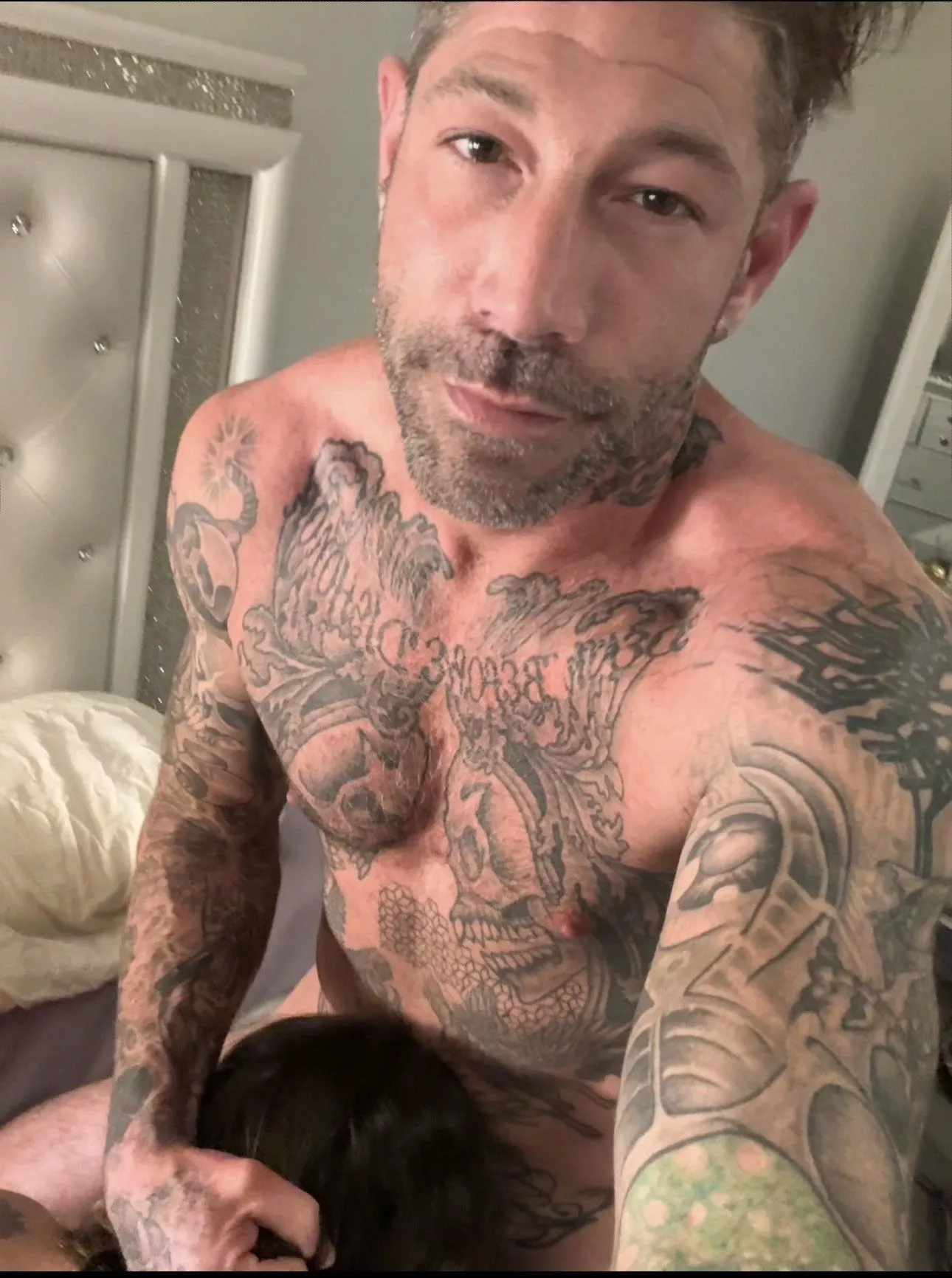 (41)M what are you guys up too? 