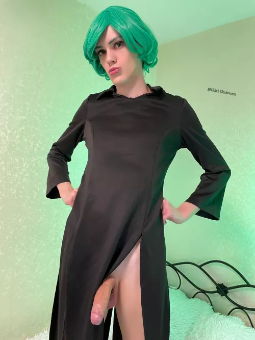 Any straight boys want to suck girlcock?