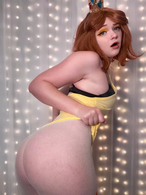 Bunnysuit Princess Daisy by elle.chu