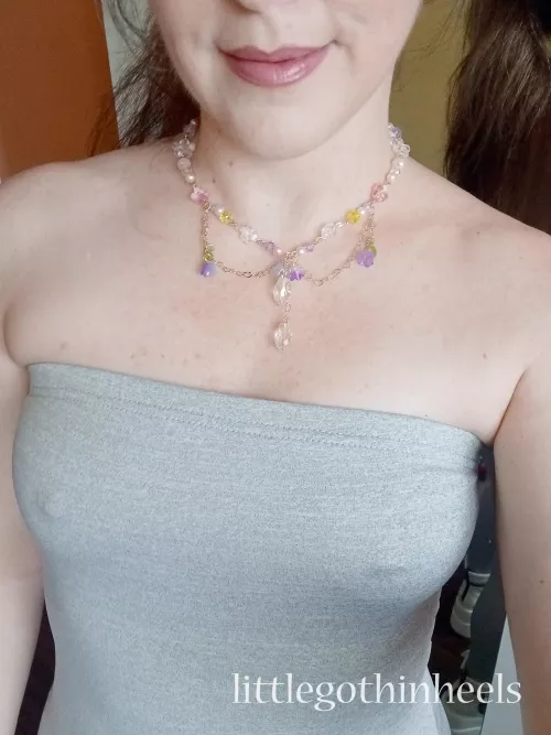 definitely no bra under this outfit