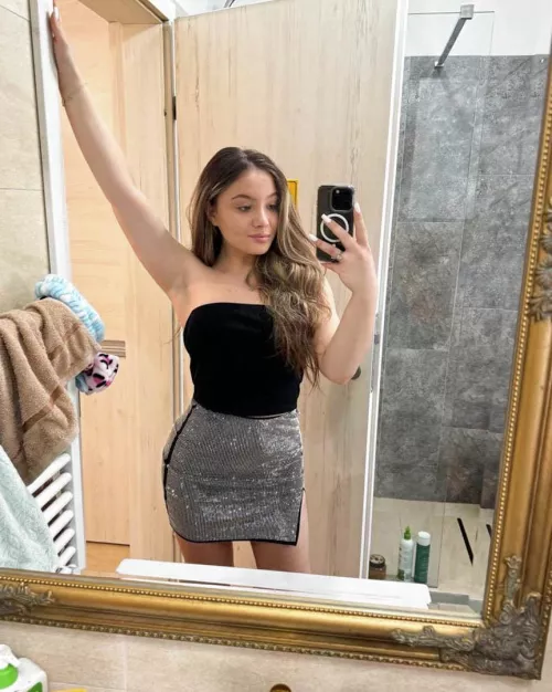 Do I look sexy in this pic?