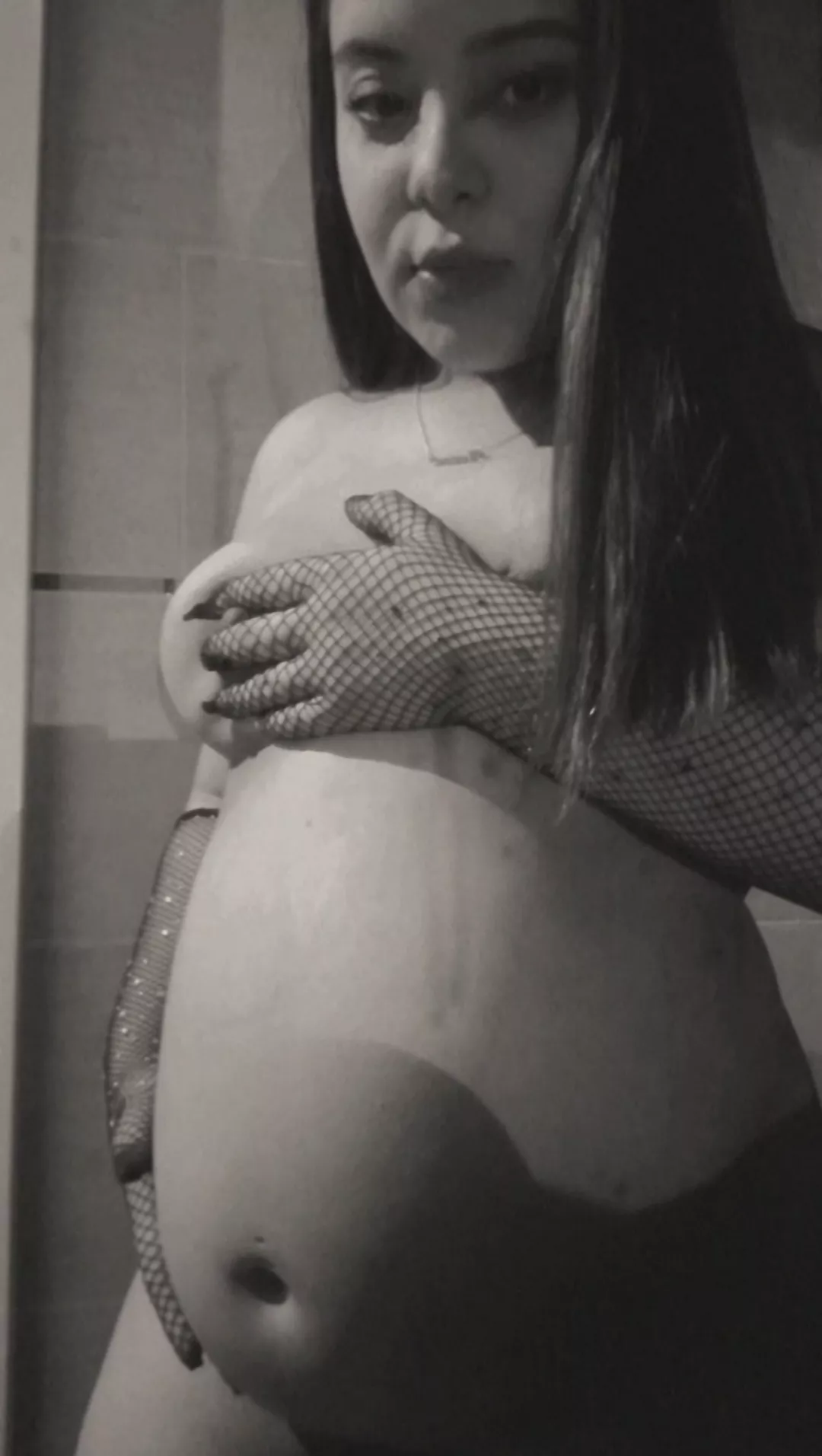  Do you want me to put my hand out? 