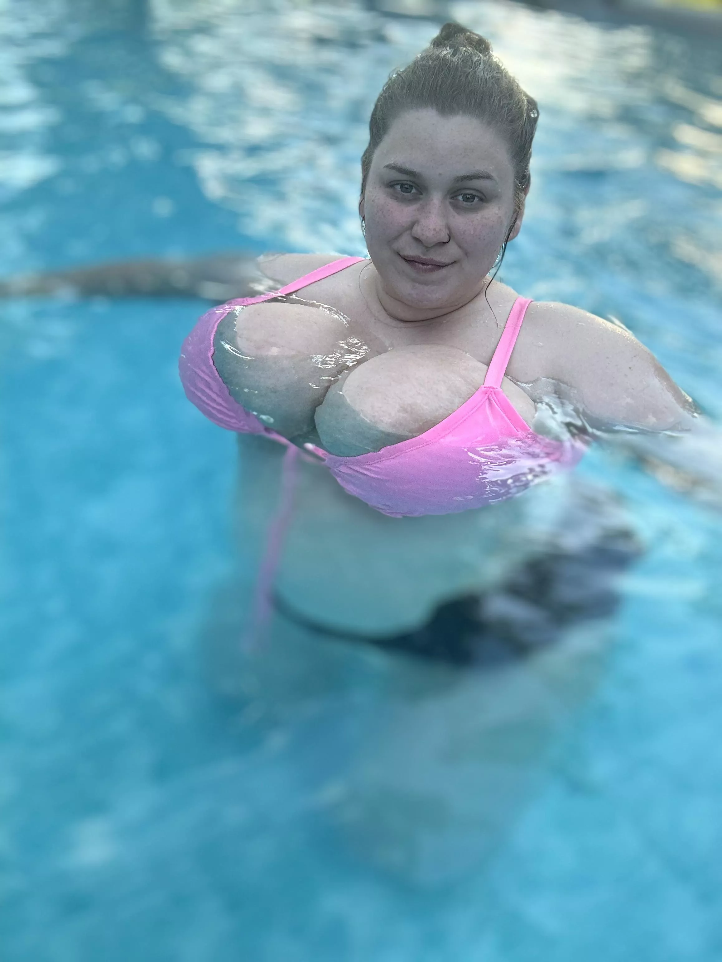 Fetish friendly milf. Offering pool content! ! No judgement zone! Come let mommy help you! [VID][PTY][RATE] [DOM] [PIC] [SNP] [OTH] [SCT][PRD]