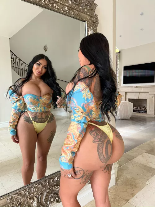 I got the juiciest booty for you.