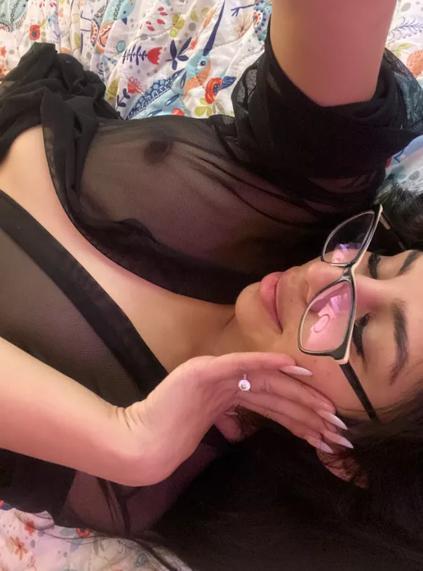 I like to stay like this to study