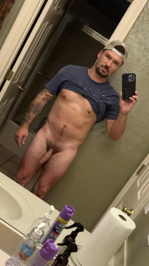 I’m remodeling a shower for an elderly lady and I figured I would pull my dick out in the spare bath room.