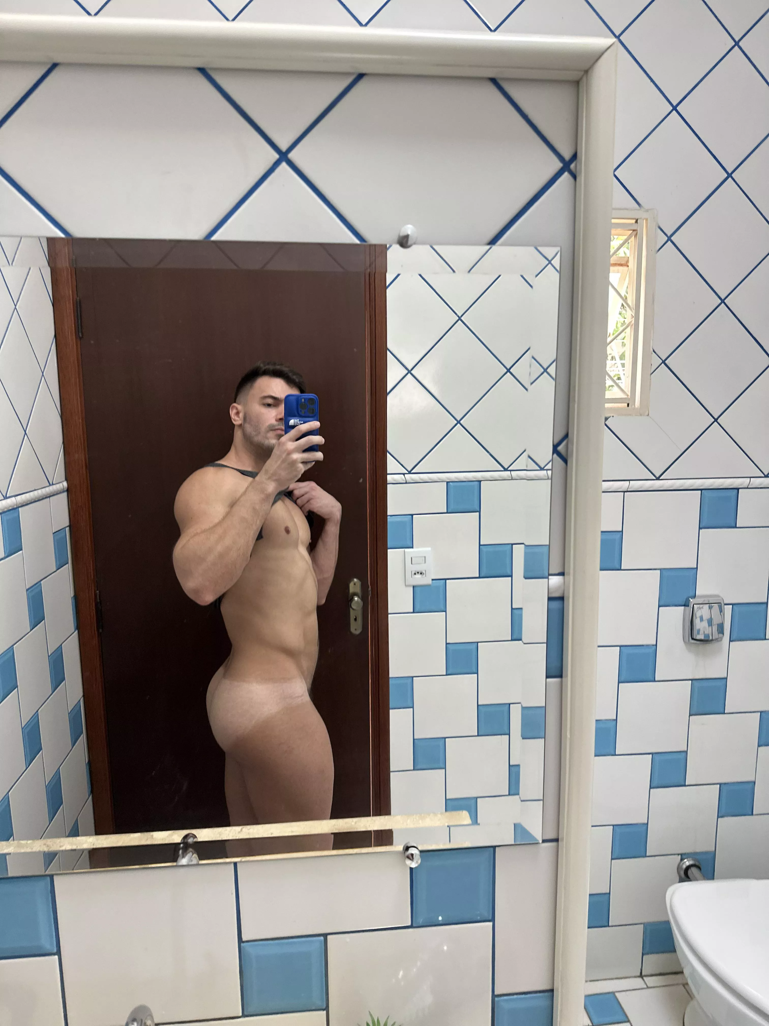 Join me in this way from the mirror to the shower