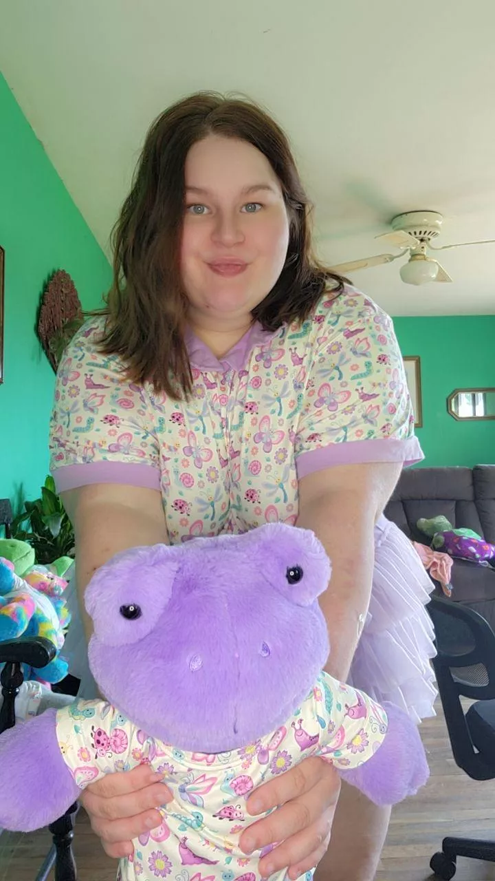 Just wanted to share my froggie with you!