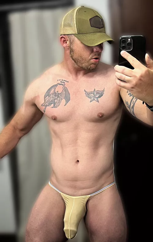 Love when undies leave little to the imagination…