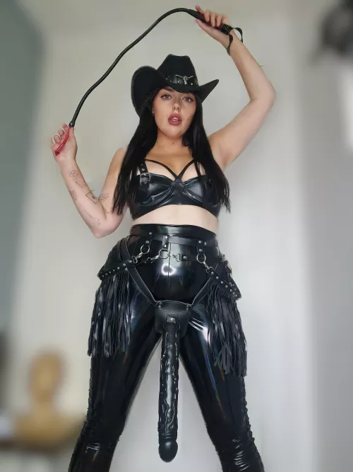 Name the job you turn up too and this is your boss. [Funny answers only] 