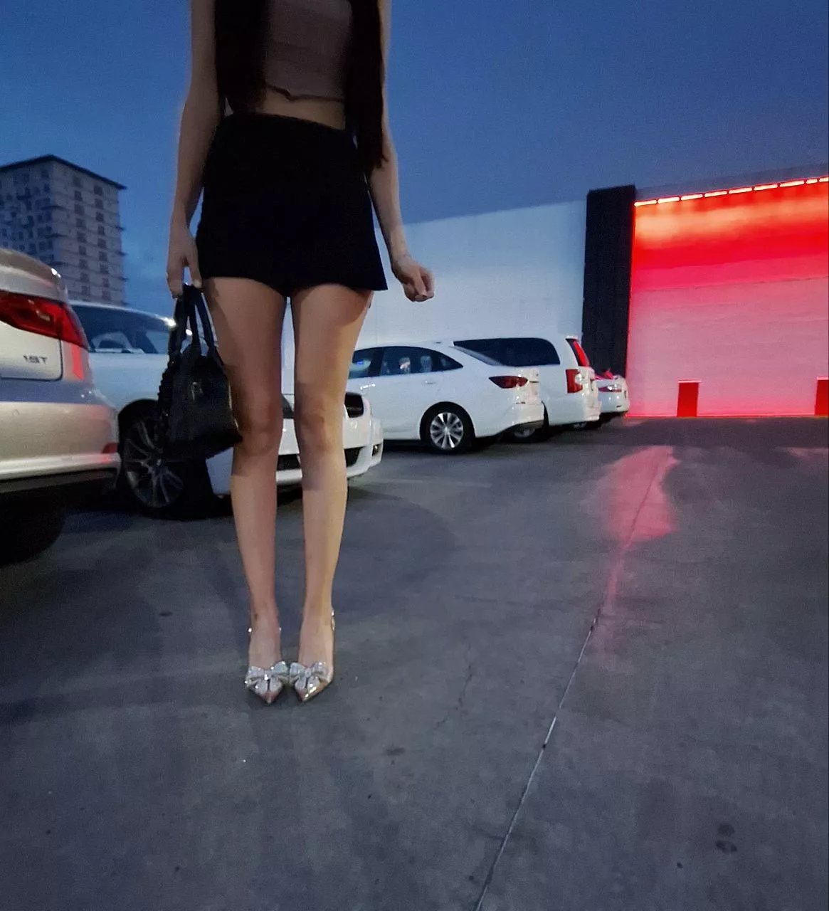 Public pic of my long legs hope you guys enjoy them (oc)f 29 