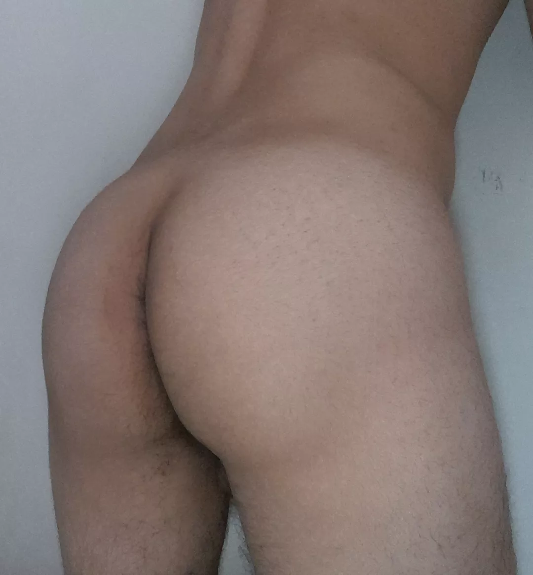 Put me against the wall