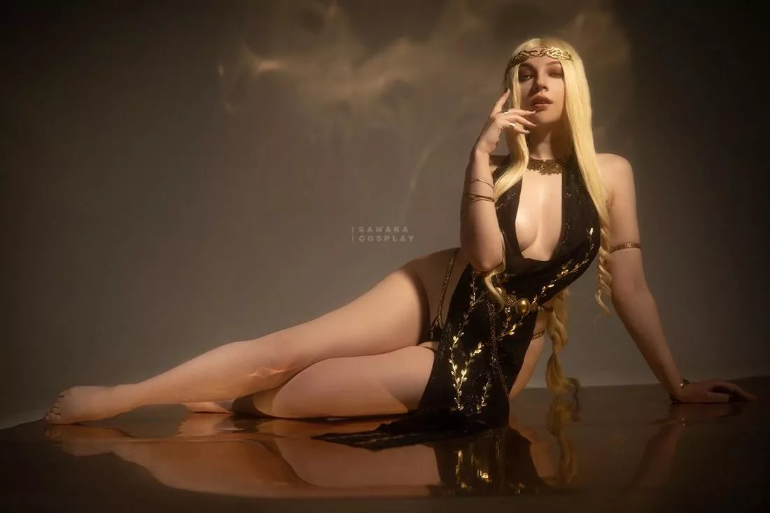 Queen Marika from Elden Ring cosplay by Sawaka