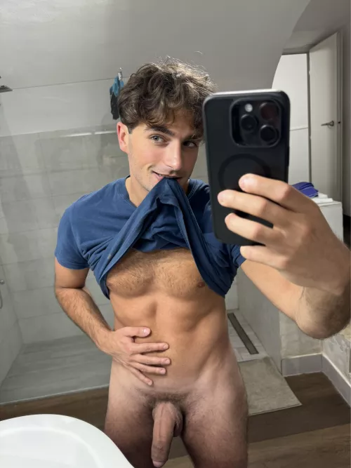 Tell me if that color fit me and if my dick fit in ur asshole 