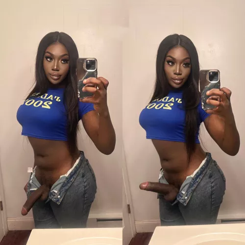 Tell me the difference between the 2 pics and which one do you like more?