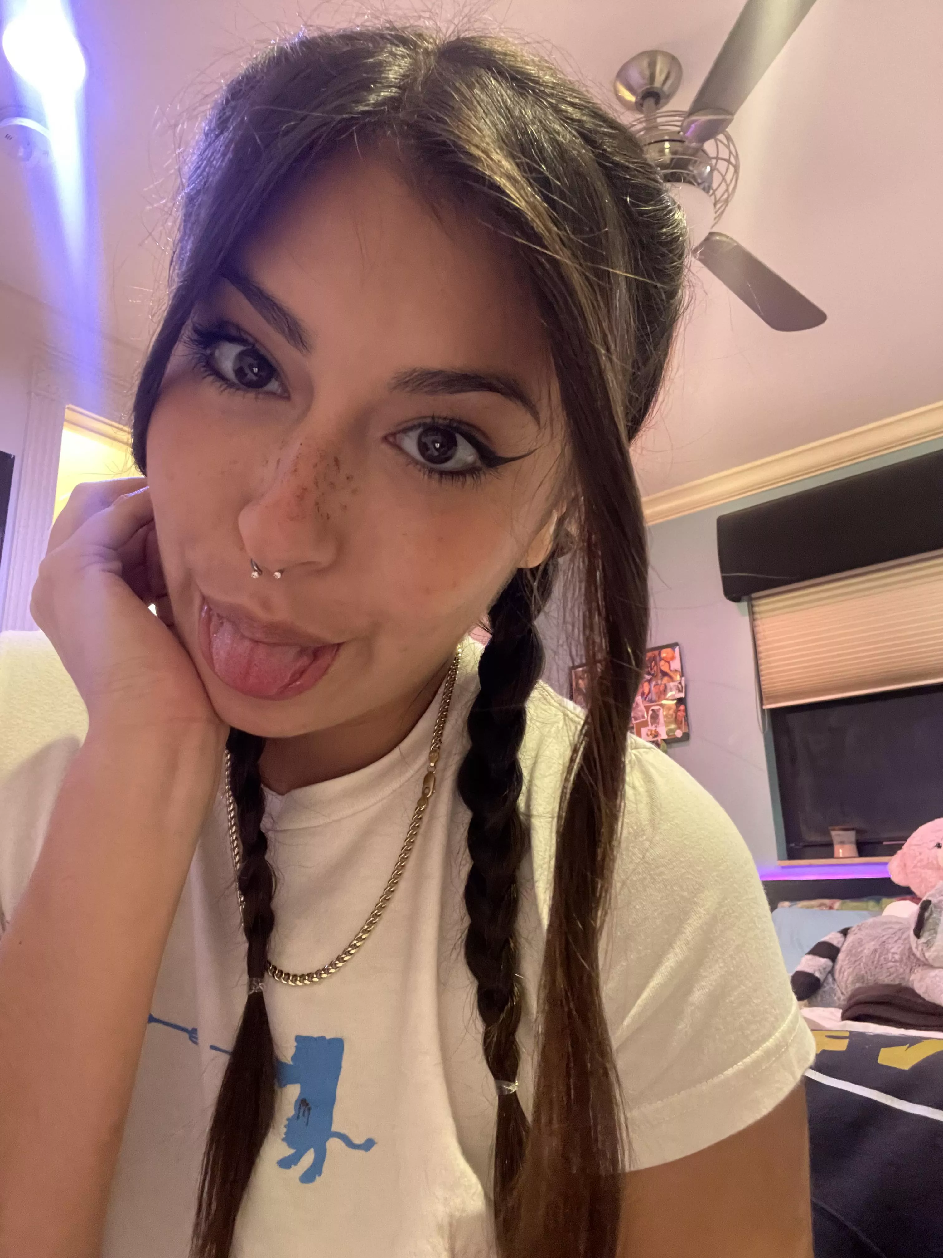 Colombian x Cuban & Asian 